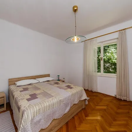 Jelen Apartman